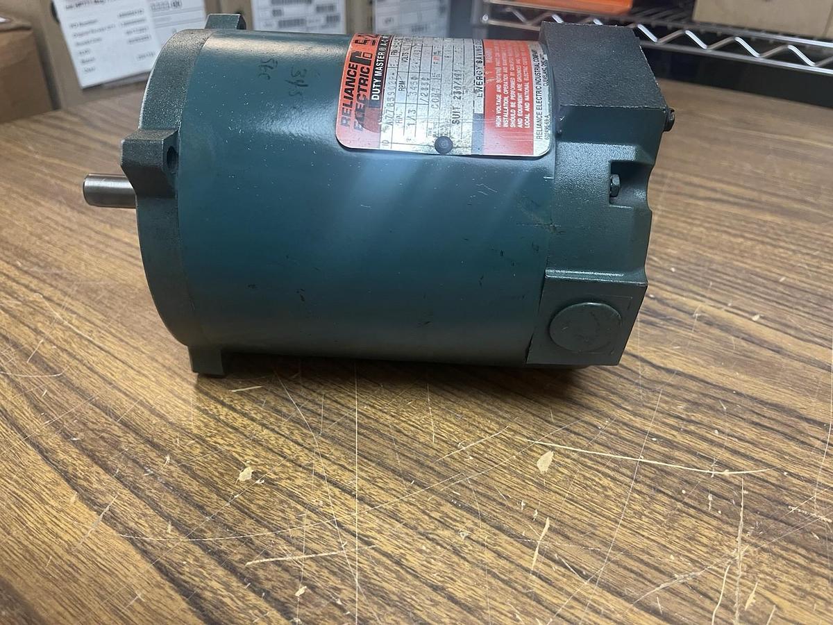 Used RELIANCE,A77B5902P,S-2000 AC MOTOR 1/3HP EA56C 3450RPM 3PH