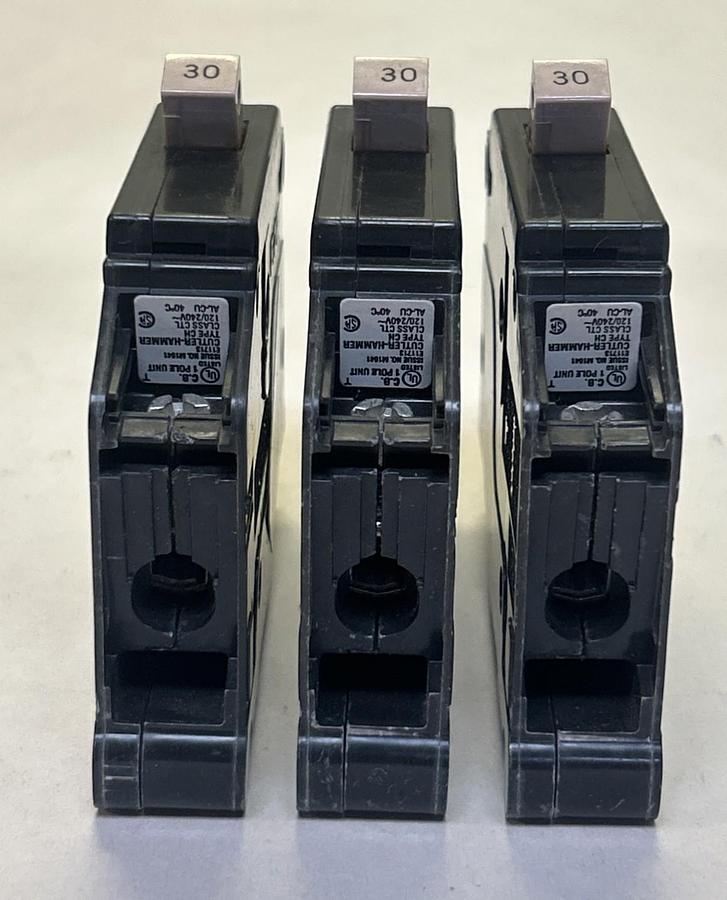Used EATON,CH130,CIRCUIT BREAKER 30A 120/240V 1P LOT OF 3