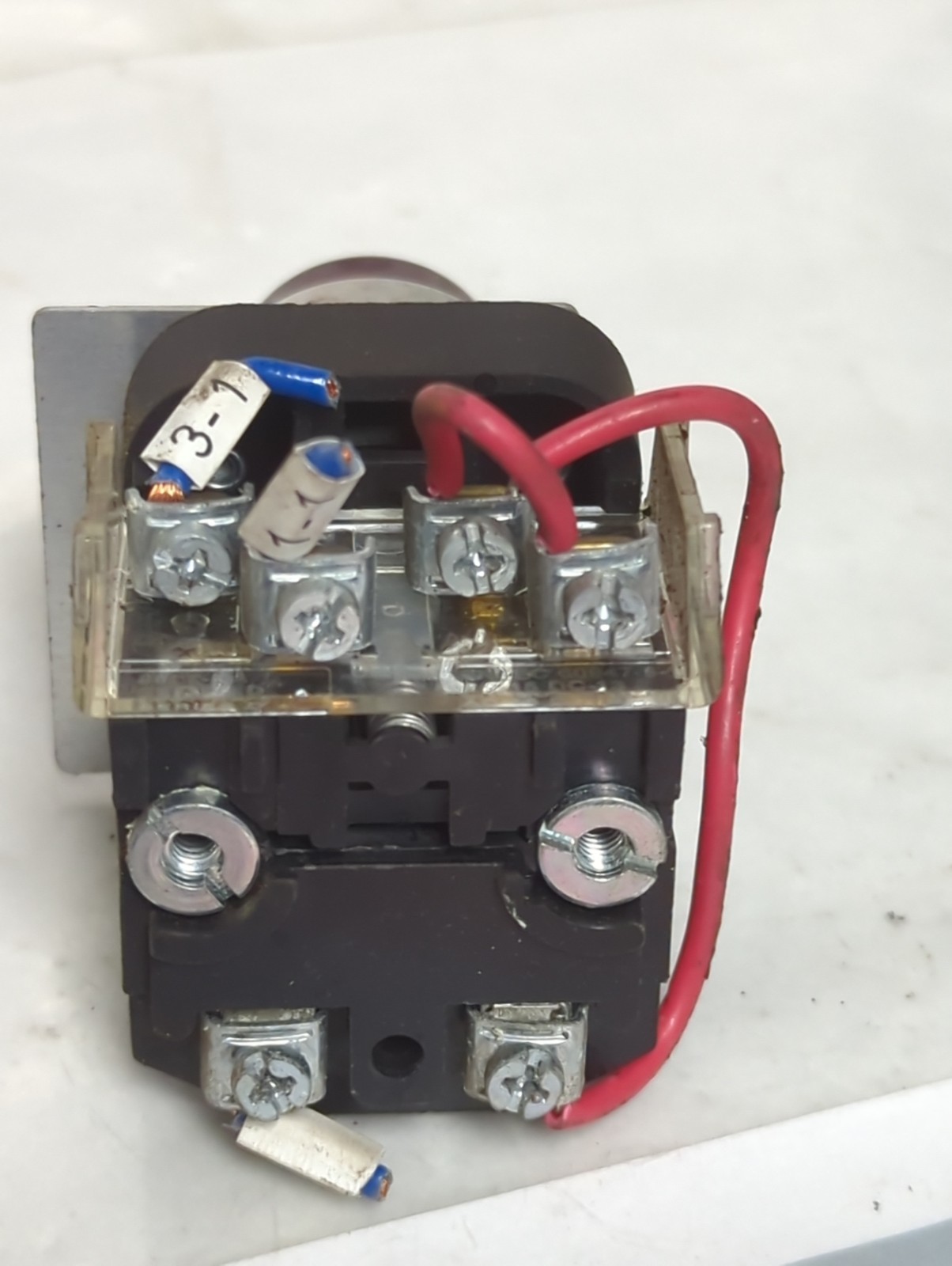 Used ALLEN BRADLEY,800T-PT16,SERIES T PUSH BUTTON RED PRE-OWNED