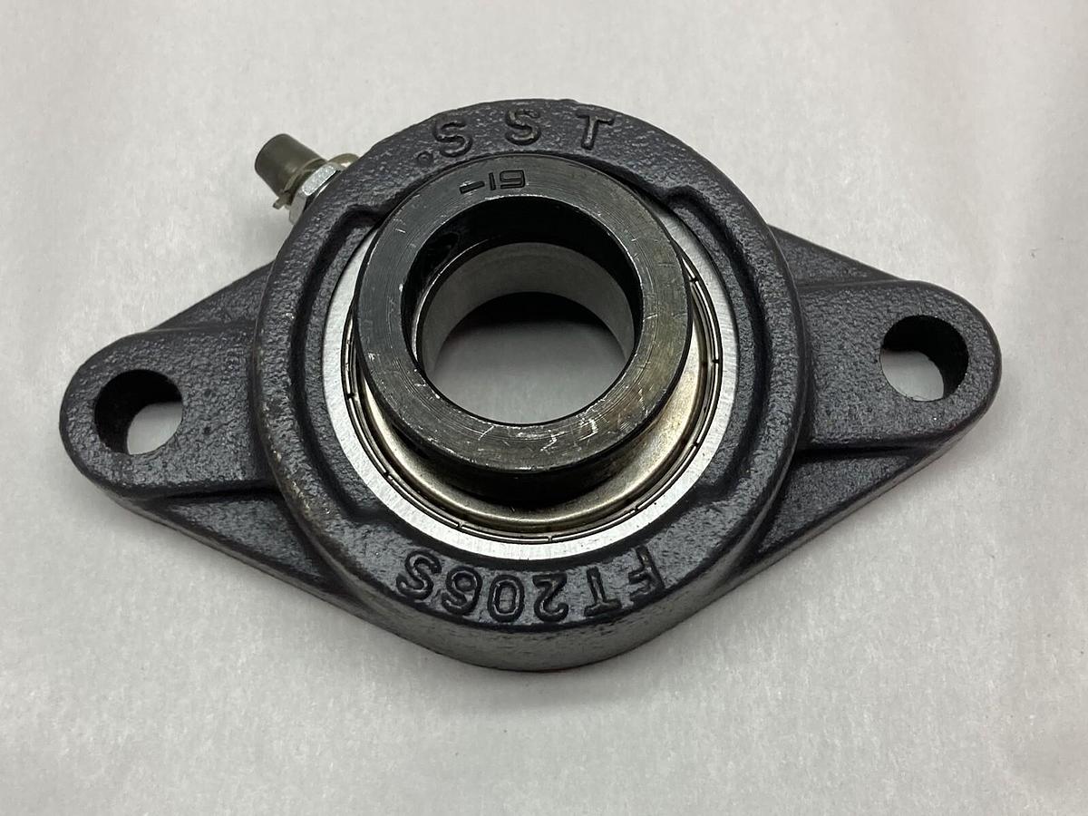 Used SST Bearing,FT206S,Two-Bolt Flange Bearing