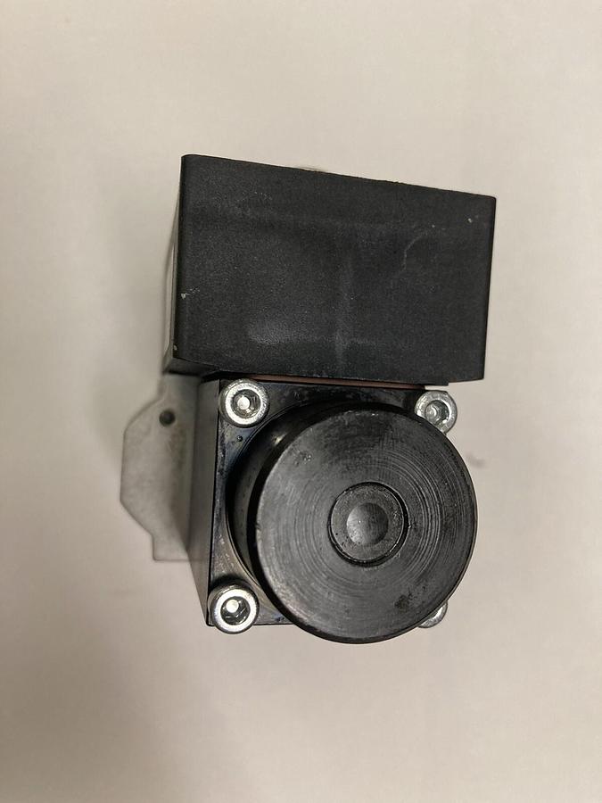 Used Festo,MPPES-3-1/8-6-010,Proportional Pressure Regulator