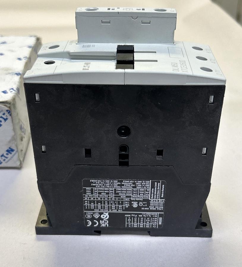 EATON,XTCE050D00TD,CONTACTOR 50A 3P 380/400V 22KW 24-27 VDC COIL NOS