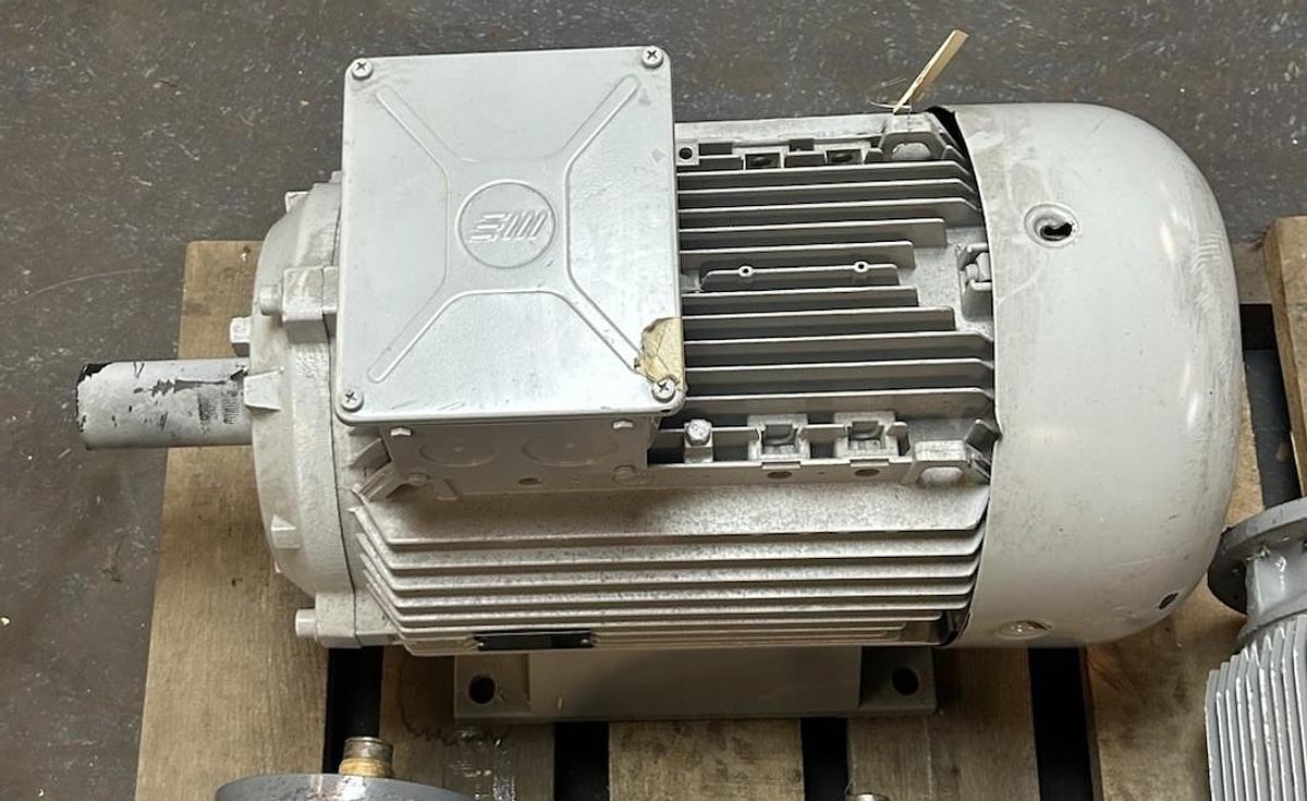 Used MARELLI MOTORI,A4Q200LB2-B3,MOTOR 37KW 50HP 220V 3550RPM 3PH