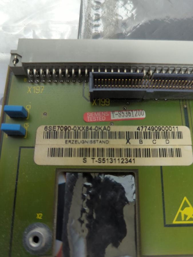 Used SIEMENS,6SE7090-XX84-OKAO,ADAPTER BOARD PRE-OWNED