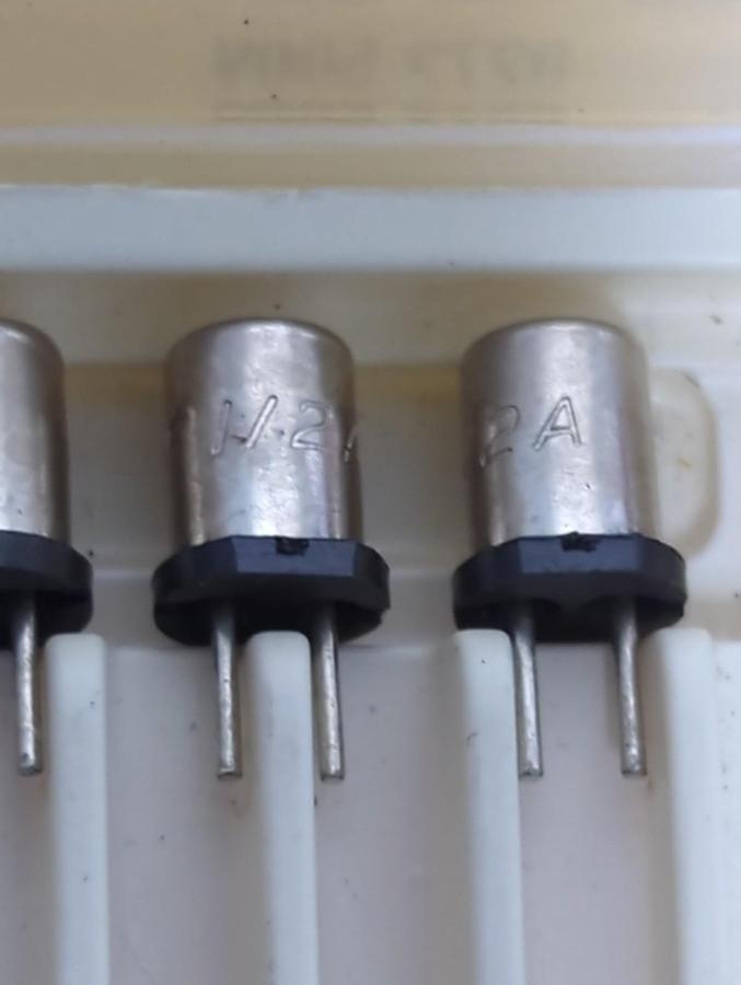 LITTELFUSE,0272.500V,MINI FUSE 1/2 AMP LOT OF 25 PCS NOS
