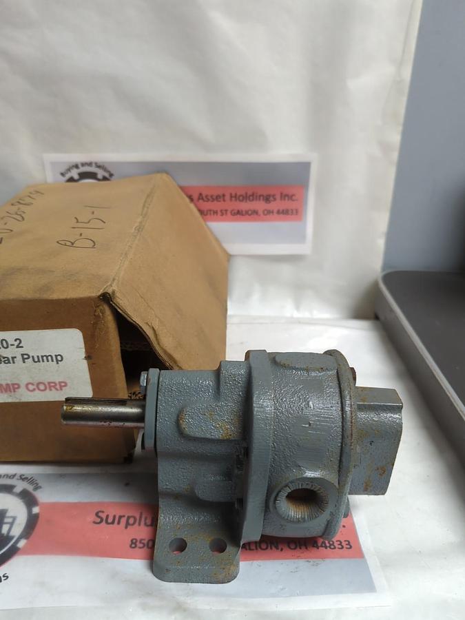 BSM,713-20-2,ROTARY GEAR PUMP NOS