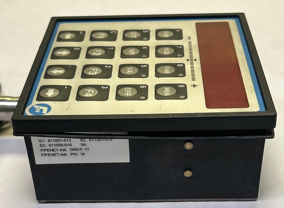 Used FIFE CORP,573289-101,MAXCESS CONTROLLER