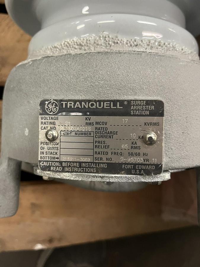 GE,9L11ZGA021S,TRANQUELL SURGE ARRESTER STATION VOLTAGE RATING 21 kVRMS