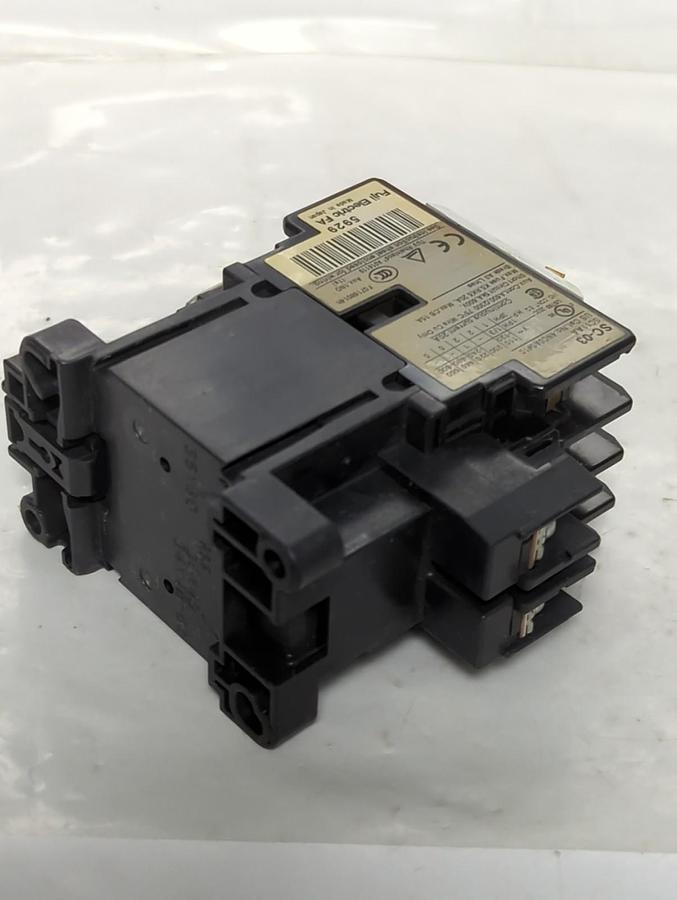 Used FUJI,SC11AA,CONTACTOR 3-POLE SC-03 PRE-OWNED