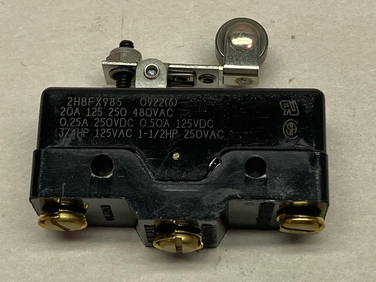 Unimax,2HBFX985,Snap Action Switch 20A 480VAC