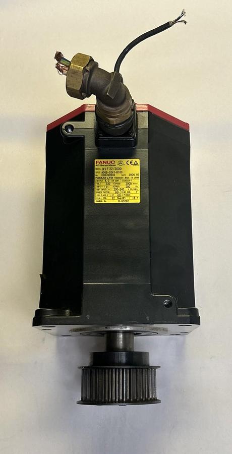 Used FANUC,A06B-0247-B100,AC SERVO MOTOR 230 VAC 3000 RPM 3PH