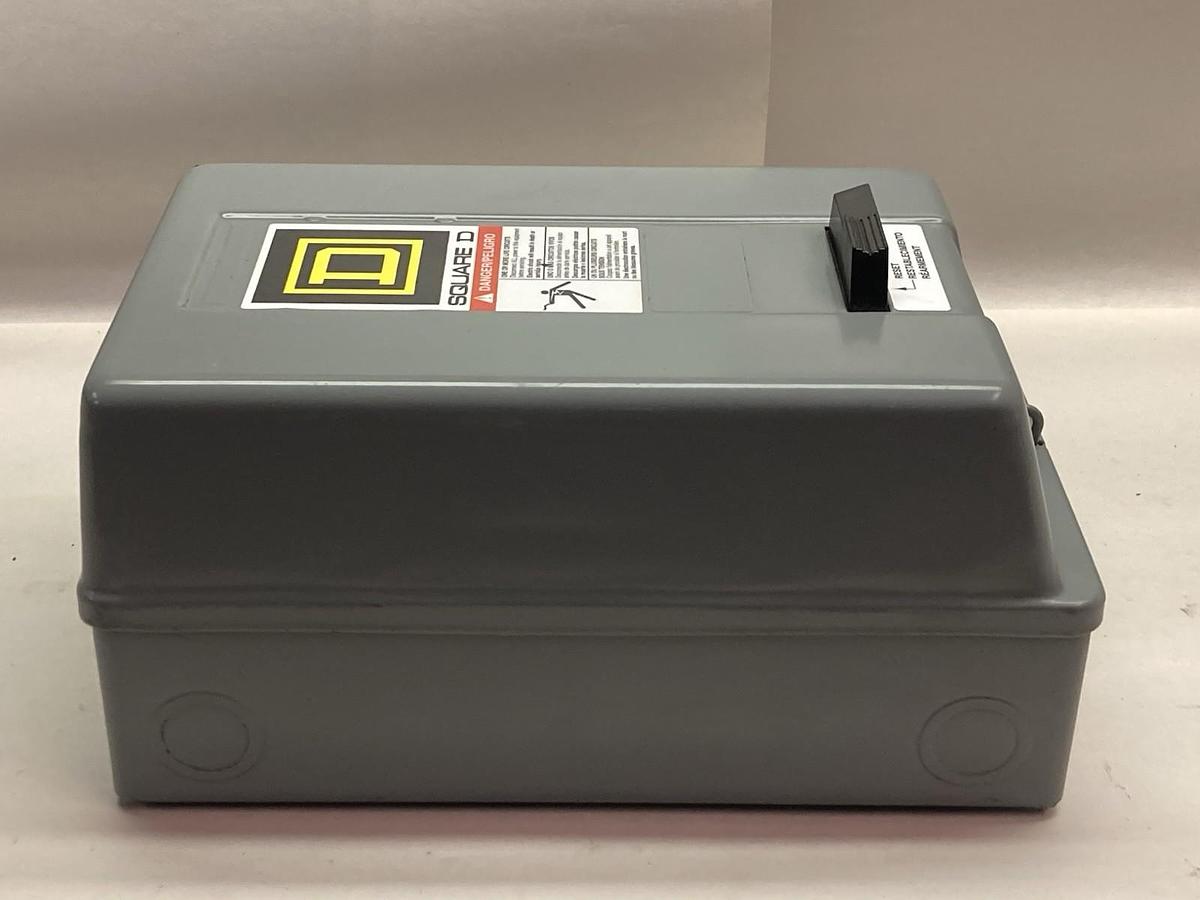 Square D,8536SBG2,Starter W/ Enclosure Size 0