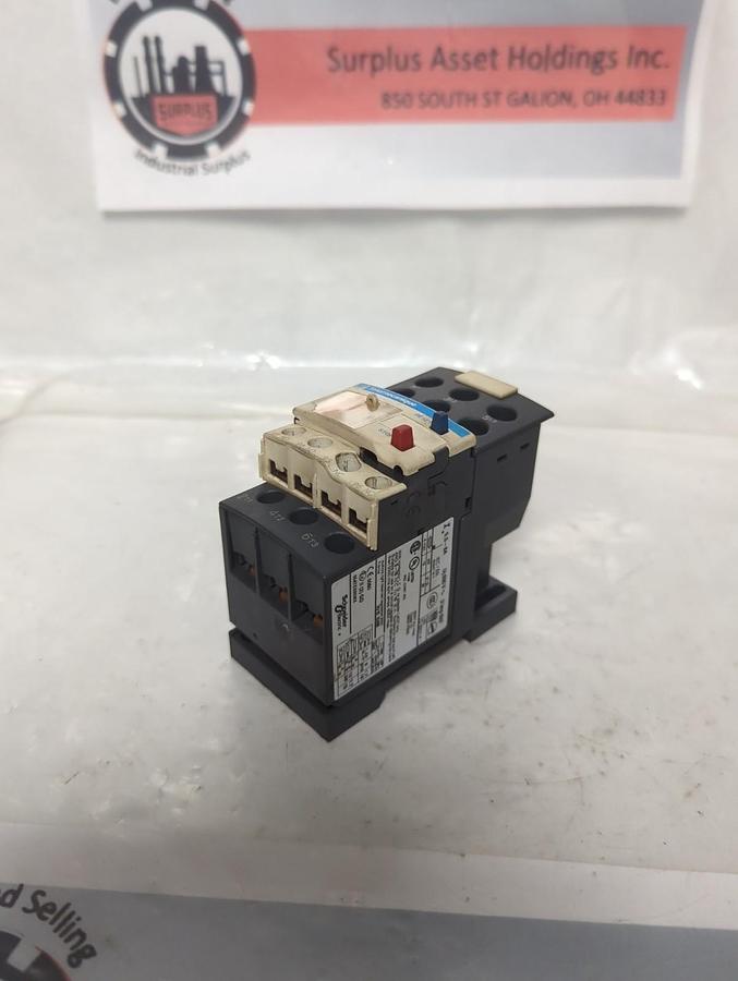 Used TELEMECANIQUE,LRD12/LASD7B106,RELAY/TERMINAL BLOCK PRE-OWNED