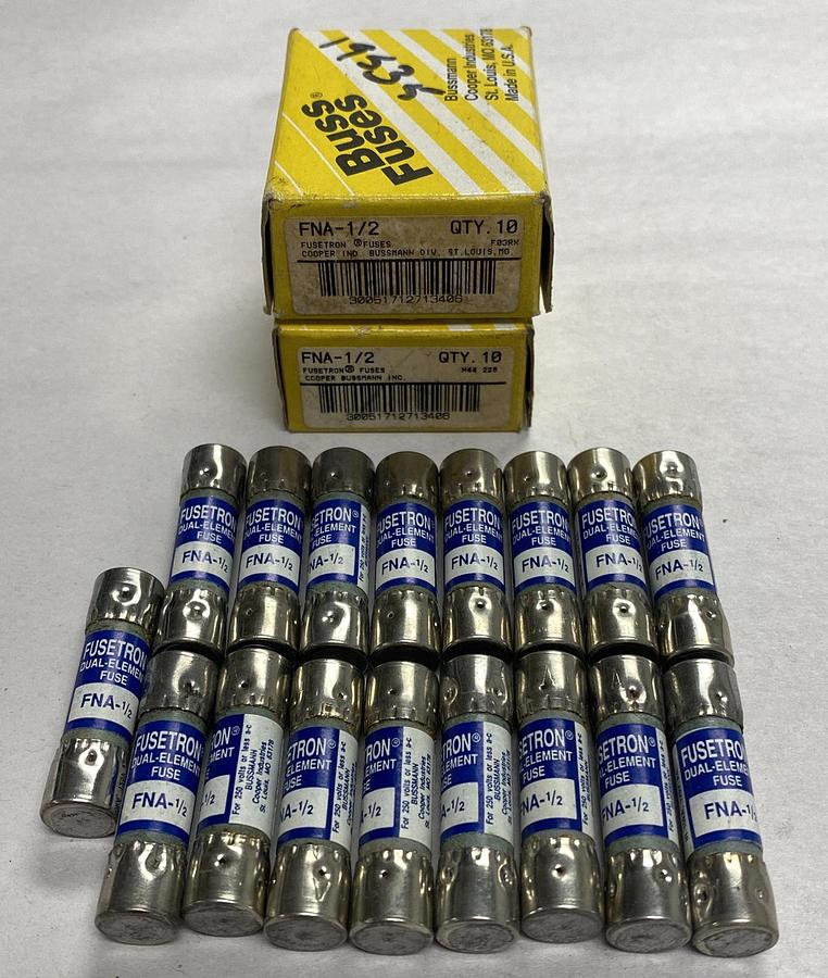Cooper Bussmann,FNA-1/2,Fusetron Fuse Lot Of 17 NOS