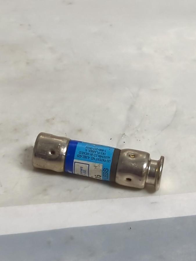 Used LITTELFUSE,FLNR15,TIME-DELAY 15 AMP FUSE LOT OF 4 PRE-OWNED