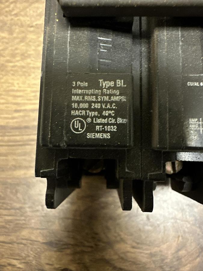 Used Siemens,B330,30Amp Bolt On Circuit Breaker