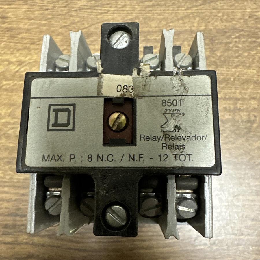 Used Square D,8501 X0 40,Control Relay