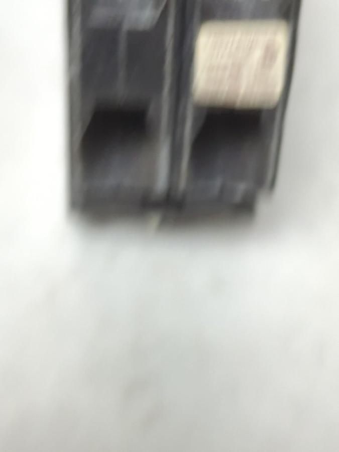 Used GENERAL ELECTRIC,THQP2140,CIRCUIT BREAKER 40 AMP 2-POLE LOT OF 4 PRE-OWNED