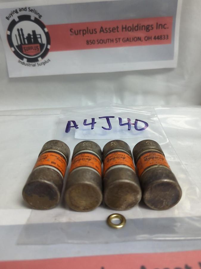 Used CHASE SHAWMUT,A4J40,AMP-TRAP 40 AMP FUSE LOT OF 4 PRE-OWNED