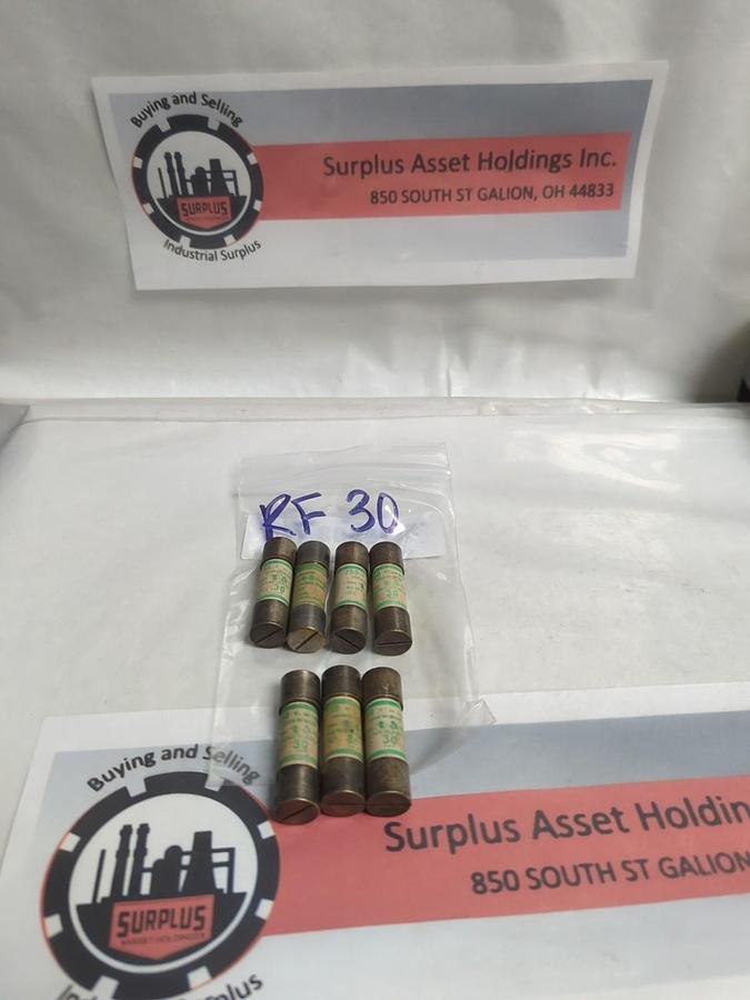 GOULD SHAWMUT,RF-30,RENEWABLE 30 AMP FUSE LOT OF 7 PRE-OWNED