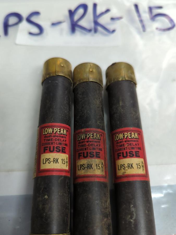 Used COOPER BUSSMANN,LPS-RK-15,LOW-PEAK 15 AMP FUSE LOT OF 3 PRE-OWNED