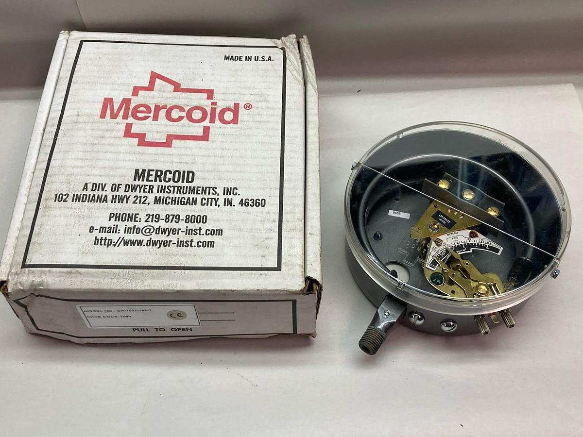 Mercoid,DA-7031-153-7,Pressure Switch 5-150PSIG 125/250Vac 10A