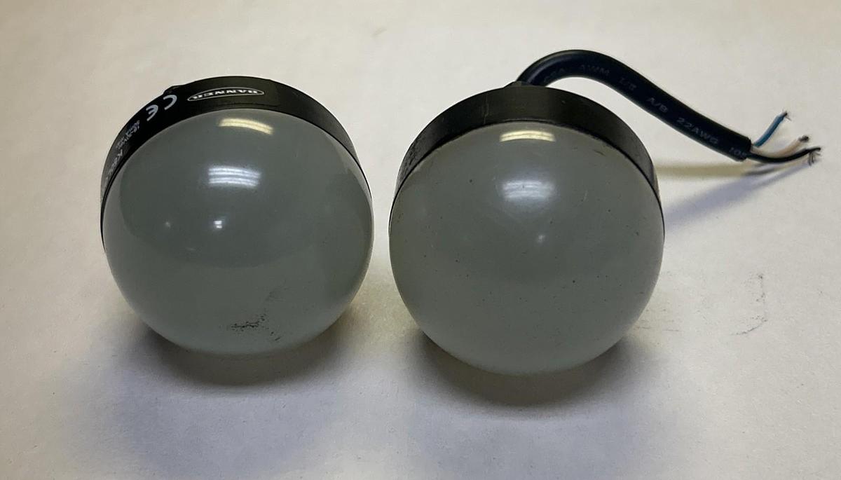 Used BANNER,K50LGRY6PQ,INDICATOR LIGHT LOT OF 2