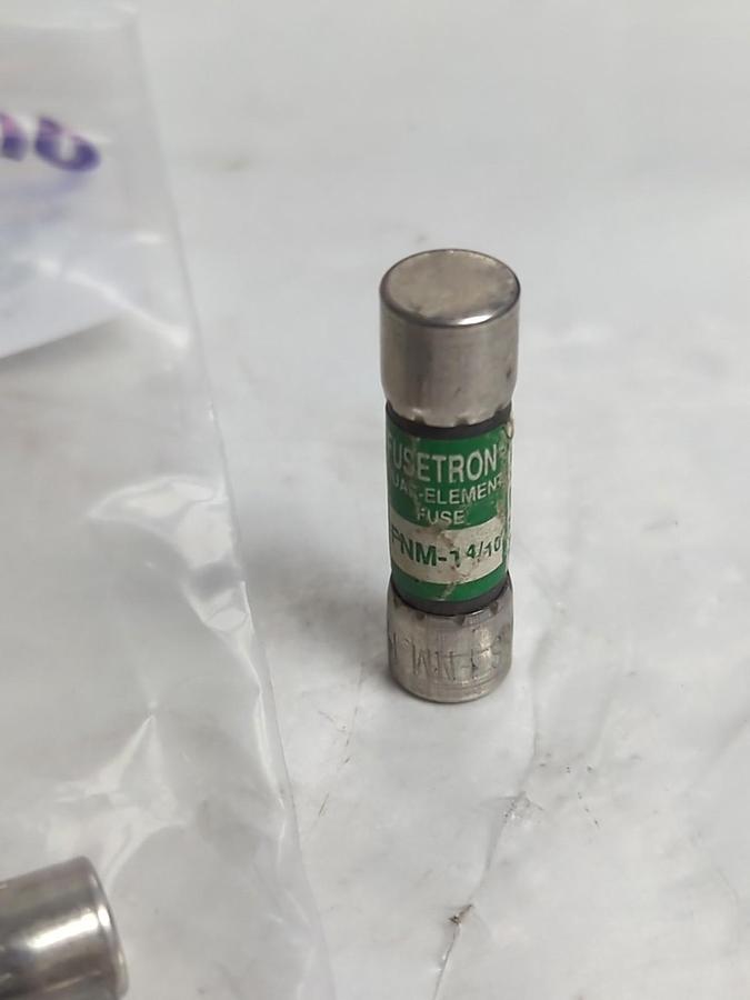 Used COOPER BUSSMANN,FNM-1-4/10,FUSETRON 1-4/10 AMP FUSE LOT OF 9 PRE-OWNED