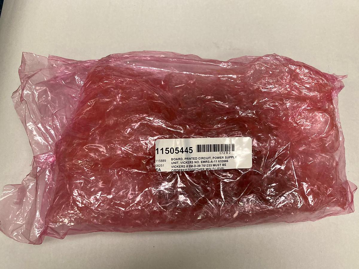 Used Eaton Corporation,EMRS-A-11,Power Supply  1.3A 60HZ  19VDC LOT OF 2