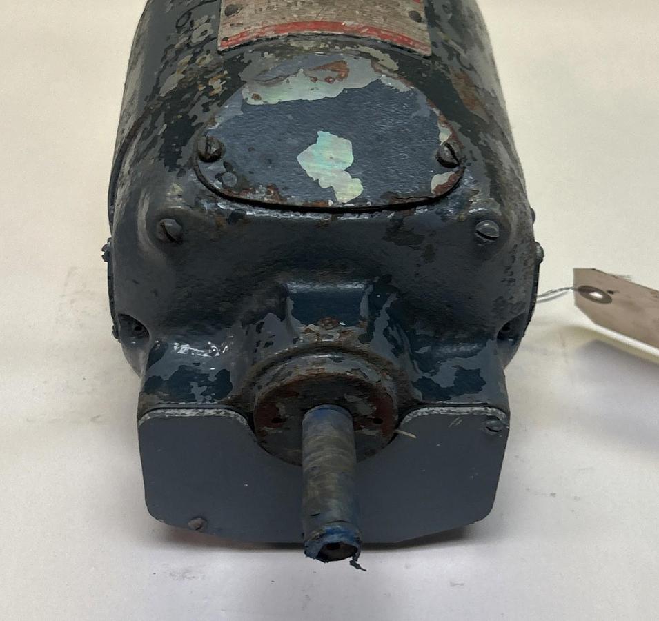 Used GENERAL ELECTRIC,5BC46AB1581A,TACHOMETER GENERATOR 1000RPM