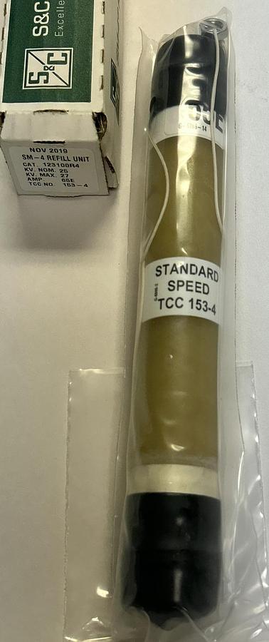 Used S&C ELECTRIC,123100R4,SM-4 FUSE REFILL 65E A 25KV NEW