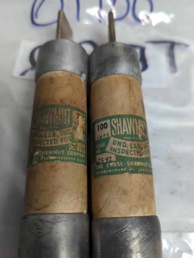 Used SHAWMUT,OT100,ONE-TIME 100 AMP FUSE LOT OF 2 PRE-OWNED