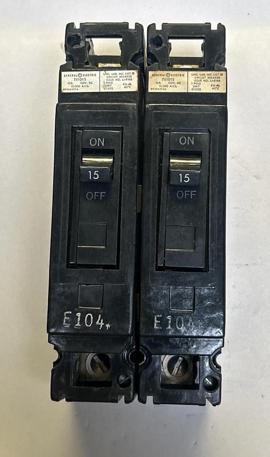 Used GENERAL ELECTRIC,TE1015,CIRCUIT BREAKER 15A 120V 1P LOT OF 2