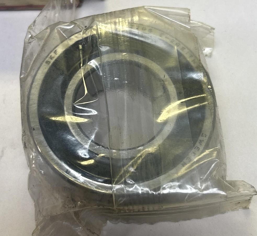 SKF,2206 E-2RS1TN9,RUBBER SEALED BALL BEARING NOS