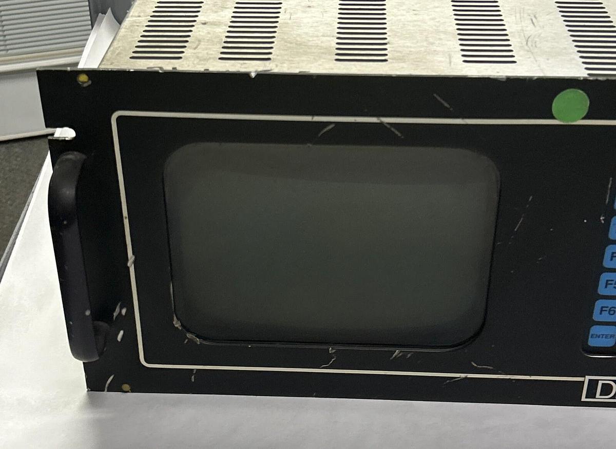 Used XYCOM,4810ER,OPERATOR INTERFACE TERMINAL W/KEYPAD