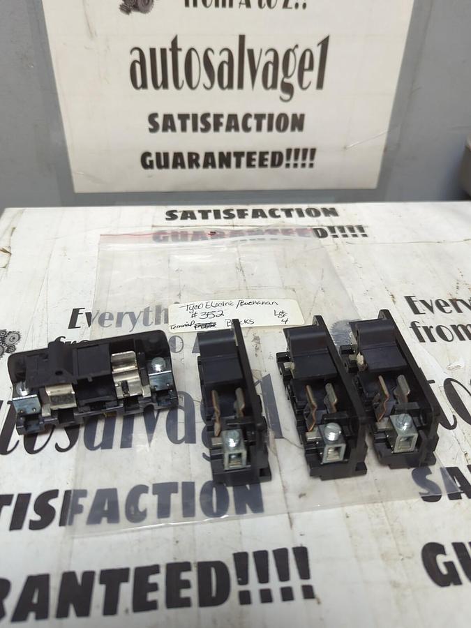 TYCO ELECTRIC/BUCHANAN,# 352,FLAT BASE TERMINAL BLOCK LOT OF 4 NOS