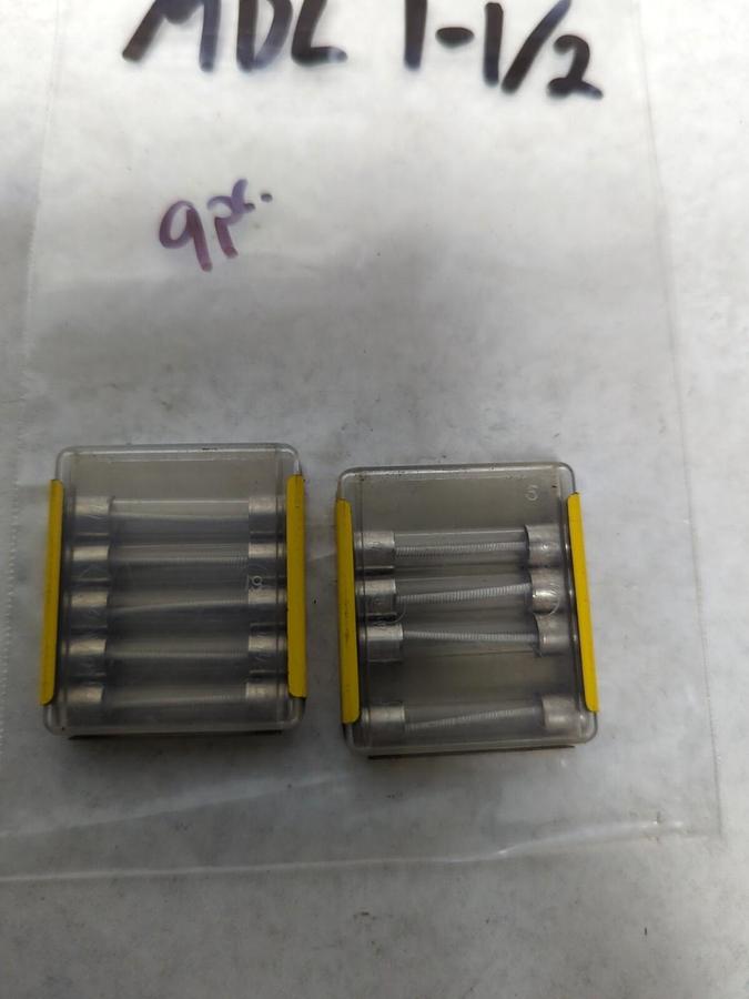 COOPER BUSSMANN,MDL-1-1/2,BUSS 1-1/2 AMP FUSE LOT OF 9 NOS