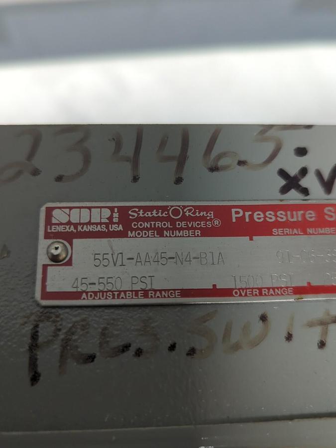 SOR,55V1-AA45-N4-B1A,PRESSURE SWITCH 45-550 PSI NOS