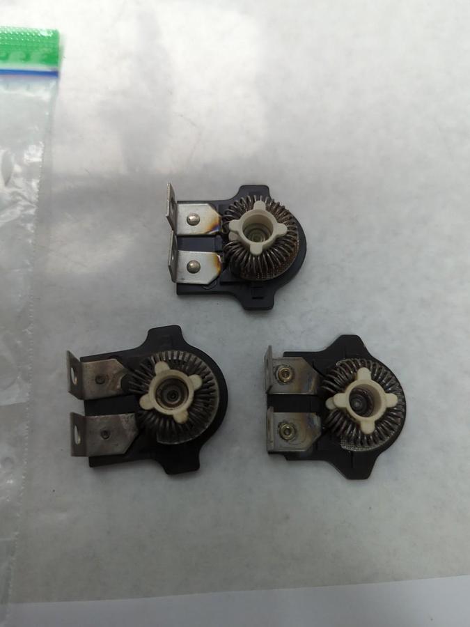 Used WESTINGHOUSE,AG-1.4,OVERLOAD THERMAL HEATER RELAY LOT OF 4 MISSING SCREWS USED