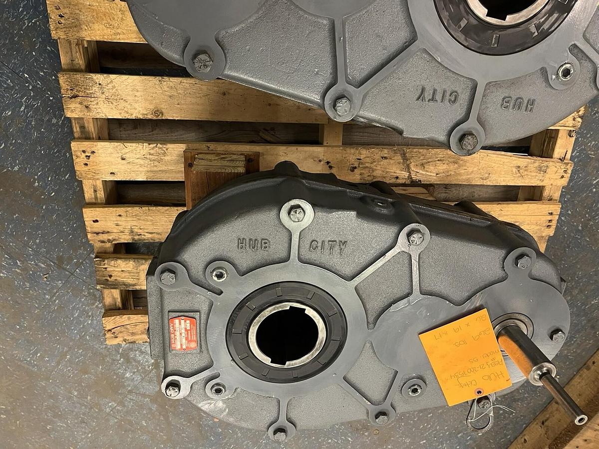 Used HUB CITY,21-2007534,MODEL 5S PARALLEL SHAFT DOUBLE REDUCTION DRIVE 10.36 3-7/16"