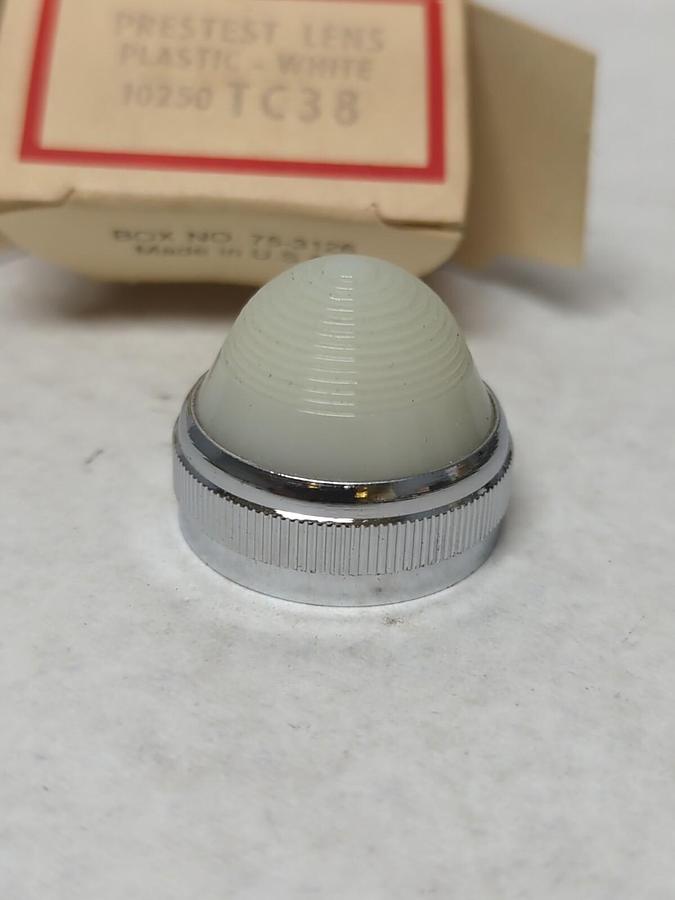 CUTLER-HAMMER,10250 TC38,PRESTEST LENS PLASTIC WHITE NOS