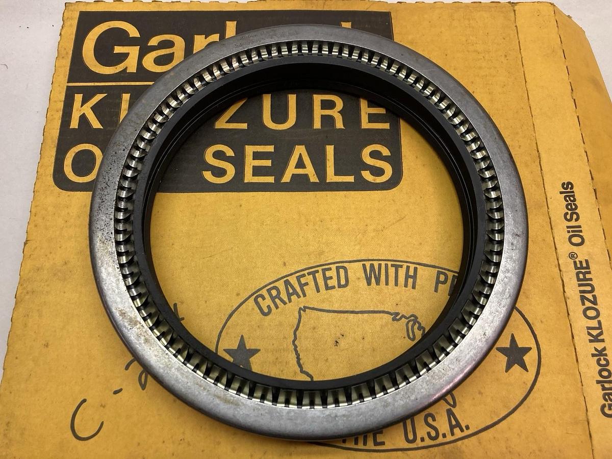 Garlock Klozure,53X6596 R2,Oil Seal 4.5/8X5.87.5X1/2