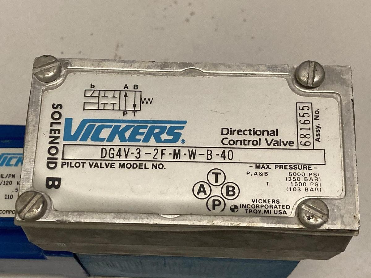 Used Vickers,DG4V-3-6B-M-W-B-40,Hydraulic Directional Control Valve