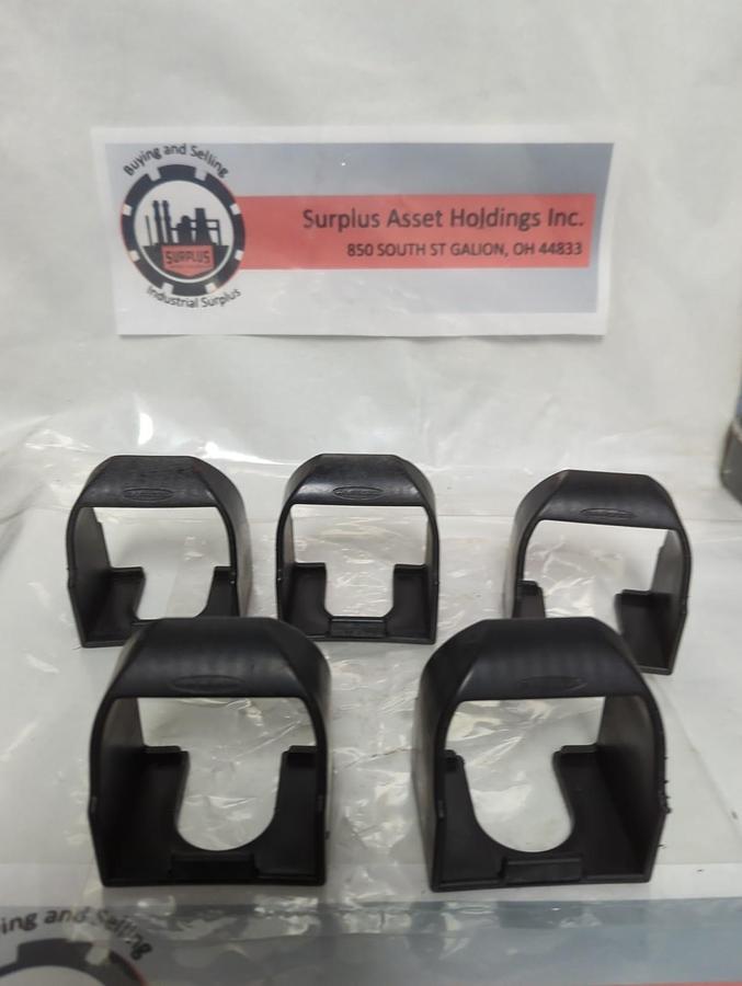 Used BANNER,OTC-1-BK,OPTICAL TOUCH BUTTON SENSOR PROTECTIVE COVER LOT OF 5