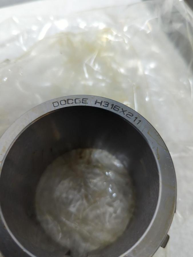 DODGE,046356,ADAPTER SLEEVE H316-SNW-211 NEW