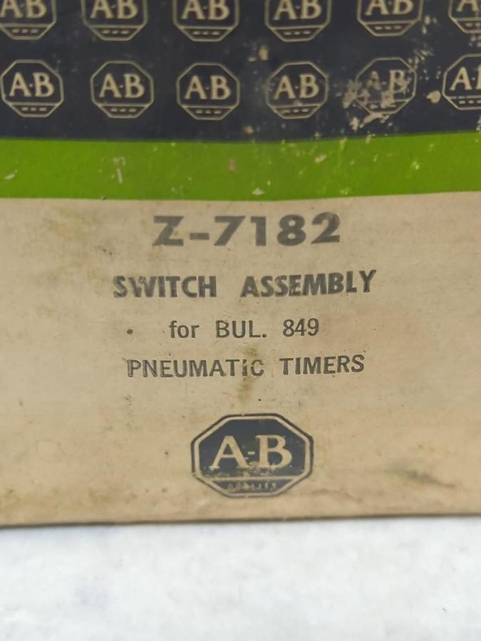 ALLEN BRADLEY,Z-7182,SWITCH ASSEMBLY FOR PNEUMATIC TIMERS NOS