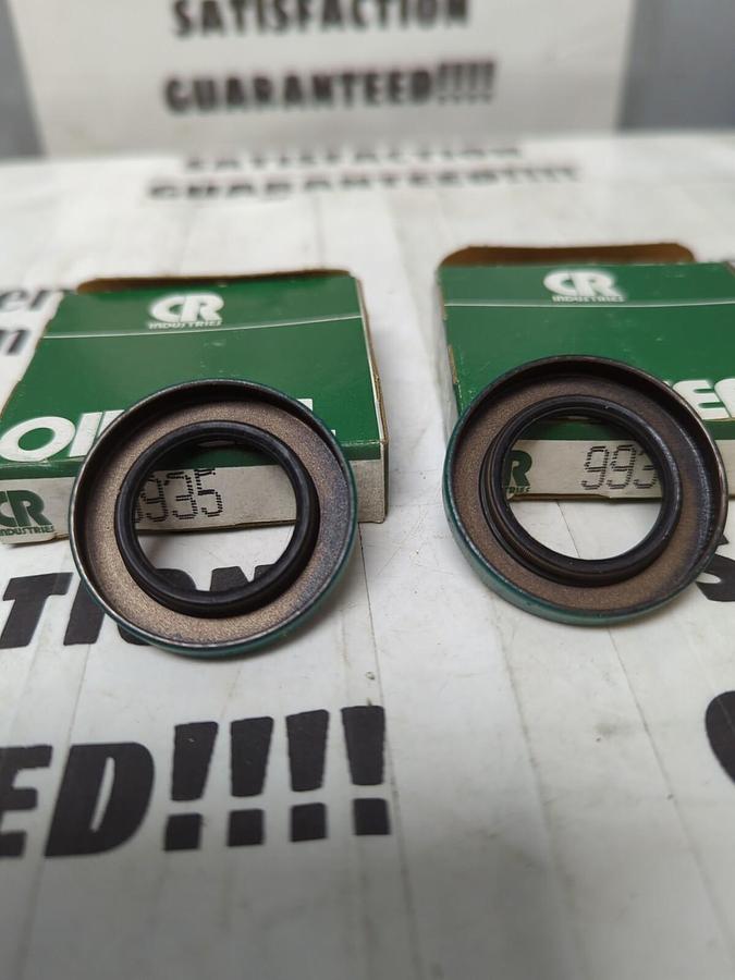 CHICAGO RAWHIDE,9935,OIL SEALS LOT OF 2 NOS
