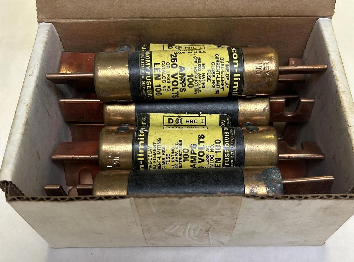 Used ECONOMY FUSE,LEN-100,TIME-DELAY 100 AMP FUSE LOT OF 10
