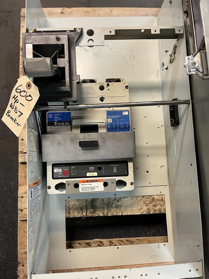 Used CUTLER HAMMER,HLDB3600FK01,HLDB 600A BREAKER F2100 MCC BUCKET