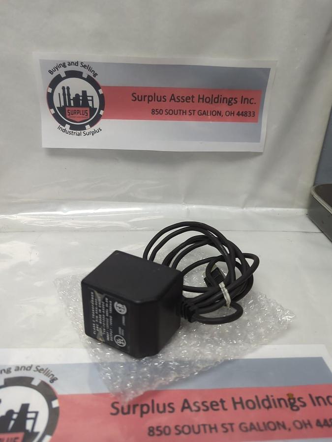 Used SMC,650-025,CLASS 2 TRANSFORMER IN/120VAC-60HZ-33.5W OUT/16VAC-1250mA USED